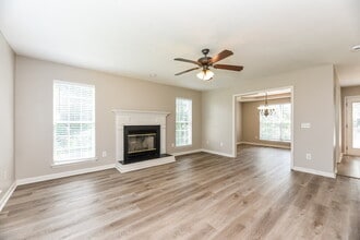 5525 Craftwood Dr in Nashville, TN - Building Photo - Building Photo