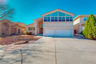 6105 Bancroft Ct NE in Albuquerque, NM - Building Photo - Building Photo