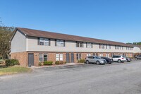 Harbour Lake Apartments photo'