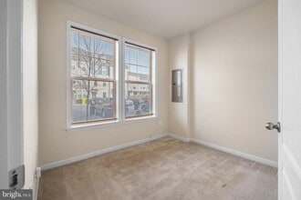 829 Jarrett Ln in Glen Burnie, MD - Building Photo - Building Photo