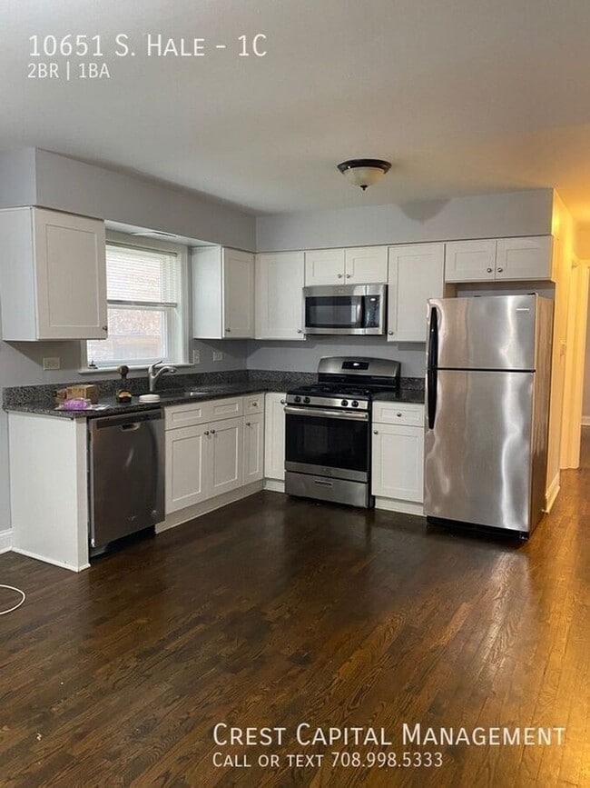 10651 S Hale Ave in Chicago, IL - Building Photo - Building Photo