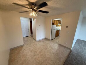 650 Taybin Rd NW in Salem, OR - Building Photo - Building Photo