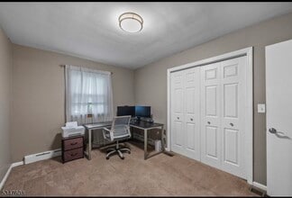 706 Boesel Ave in Manville, NJ - Building Photo - Building Photo