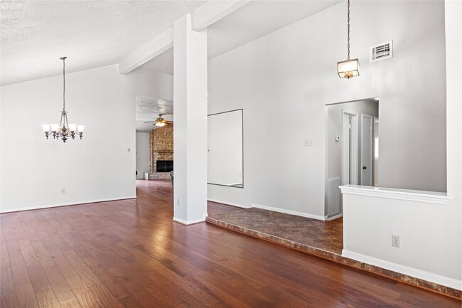 8118 Vista Del Sol Dr