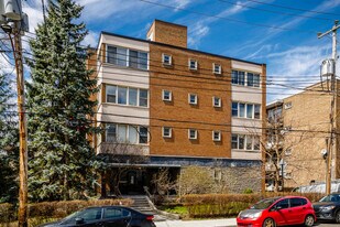 3405 Decelles Pl in Montréal, QC - Building Photo