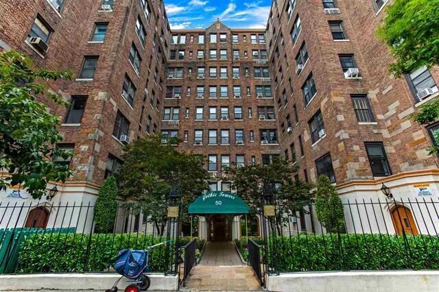 50 Glenwood Ave-Unit -502 in Jersey City, NJ - Building Photo