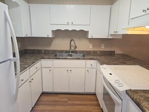 17 7th St in Shalimar, FL - Building Photo - Building Photo