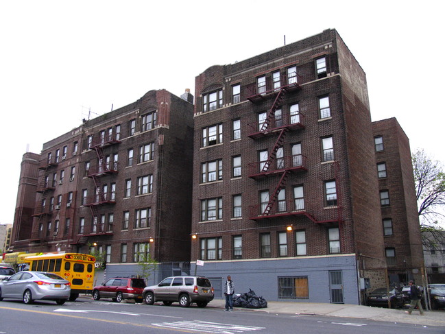 1805 Dr Martin L King Jr Blvd in Bronx, NY - Building Photo - Building Photo