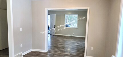 199 Mills Way in New Castle, PA - Building Photo - Building Photo