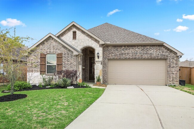 3037 Broadhaven Dr in Texas City, TX - Building Photo - Building Photo