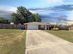 1202 E Keller St in Mcalester, OK - Building Photo - Building Photo