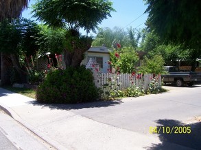 Sierra View Mobile Home Park in Porterville, CA - Building Photo - Building Photo