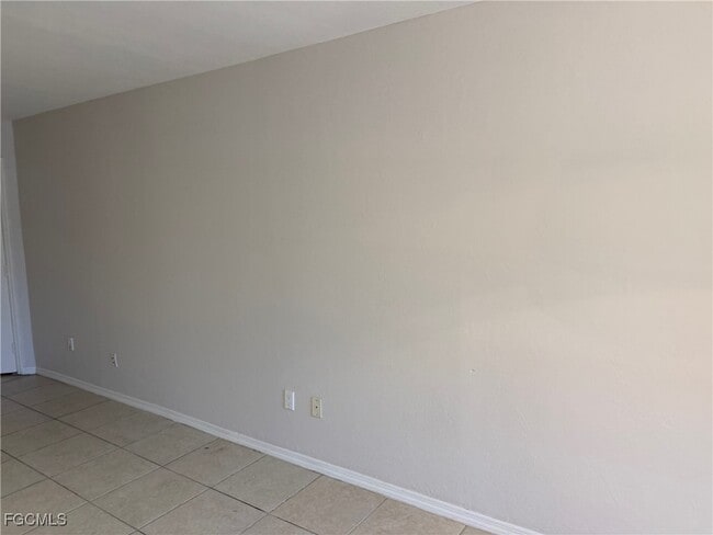 property at 1264 SE 8th St