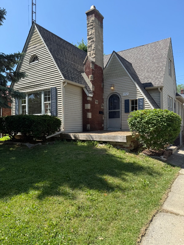 2313 E Court St in Flint, MI - Building Photo - Building Photo