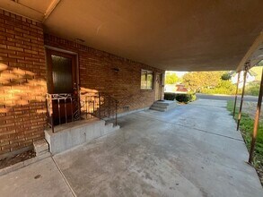 408 16th Ave S in Nampa, ID - Building Photo - Building Photo