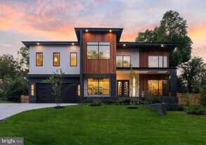 1138 Basil Rd in McLean, VA - Building Photo