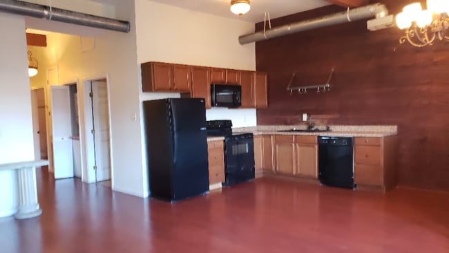 915 Decatur St in New Orleans, LA - Building Photo - Building Photo