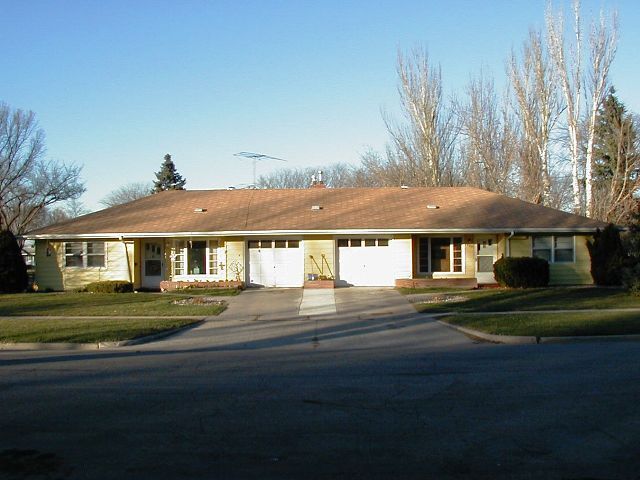 1502-1504 3rd Ave S in Moorhead, MN - Building Photo