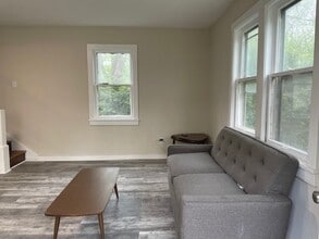 707 W California Ave in Urbana, IL - Foto de edificio - Building Photo