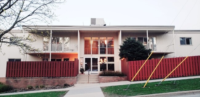 property at 410 6th Ave SW