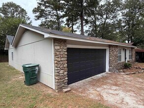 10002 Stardust Trail in Little Rock, AR - Building Photo - Building Photo