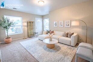 Charming and cozy 2-bedrooms, 2-baths apartment nestled in the heart of Prescott Valley! in Prescott Valley, AZ - Building Photo