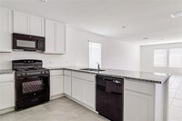 10449 Tullamore Rdg Rd in Crowley, TX - Building Photo - Building Photo