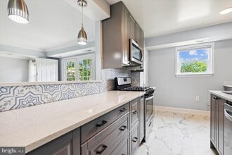 5909 Quantrell Ave in Alexandria, VA - Building Photo - Building Photo