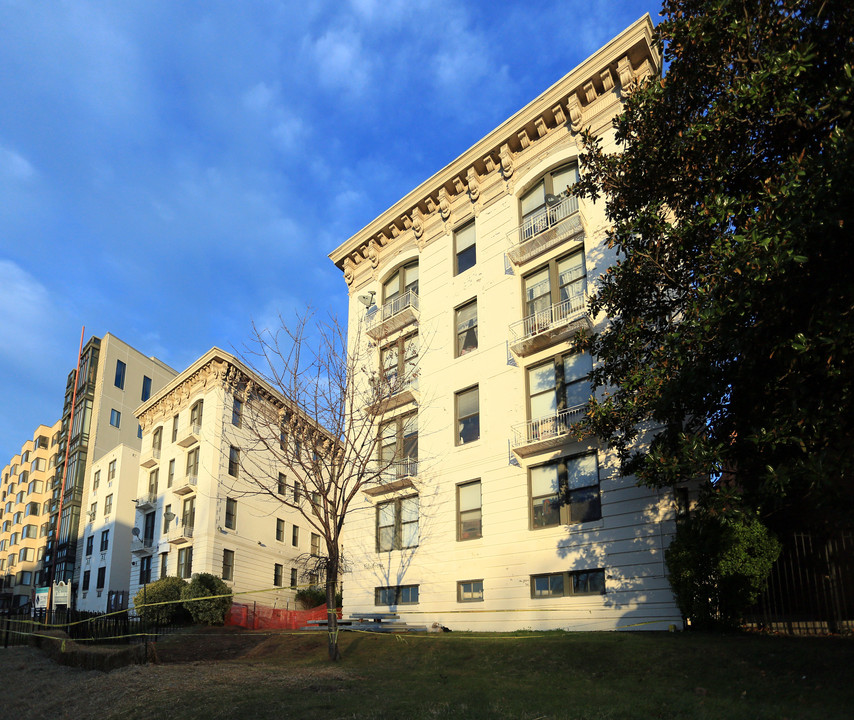 The Claiborne in Washington, DC - Foto de edificio