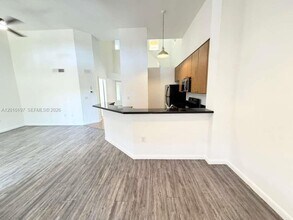 4767 Via Palm Lakes in West Palm Beach, FL - Building Photo - Building Photo