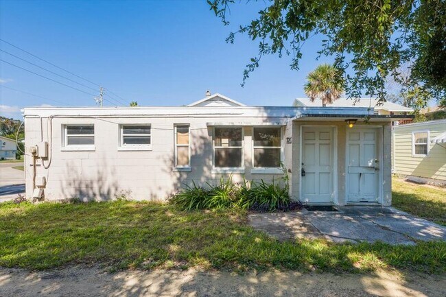 725 5th Ave N in Jacksonville Beach, FL - Building Photo - Building Photo