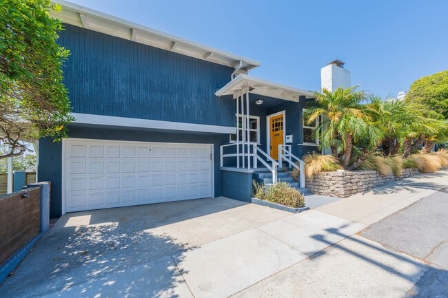 property at 609 19th St