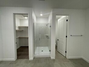 11812 Ella Wy in San Diego, CA - Building Photo - Building Photo