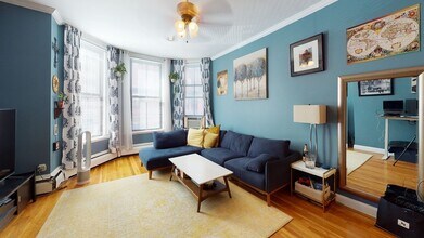 289 Beacon St in Boston, MA - Foto de edificio - Building Photo