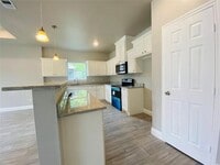 3614 Short St photo'