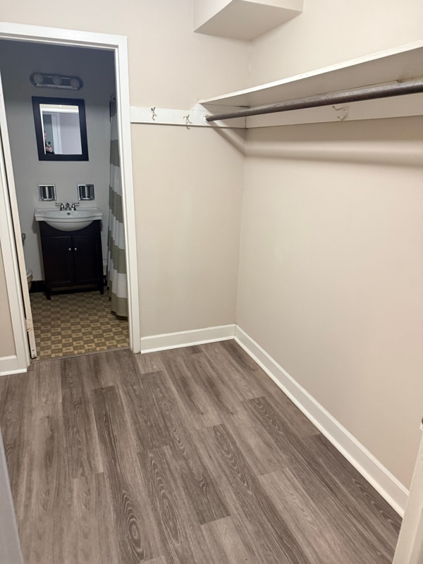 1007 N Marshall St, Unit 105 in Milwaukee, WI - Foto de edificio - Building Photo