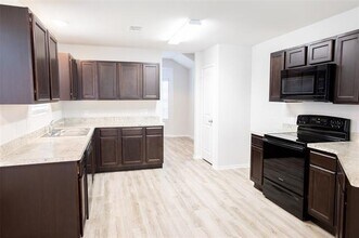3403 Sonoma Trail in Ennis, TX - Building Photo - Building Photo