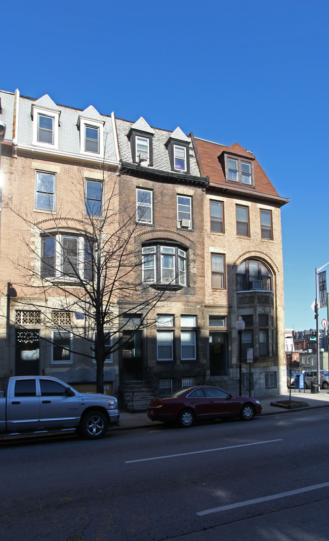 40 W Biddle St in Baltimore, MD - Foto de edificio - Building Photo