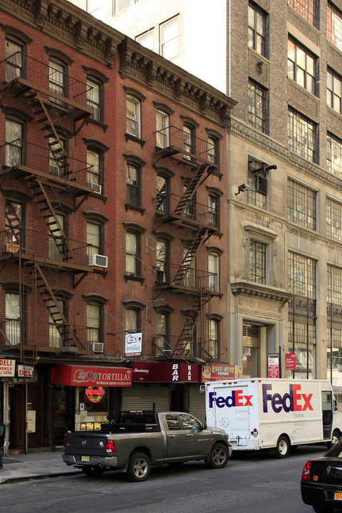 316 W 39th St in New York, NY - Foto de edificio