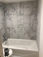 10400 SW 108th Ave, Unit A206 in Miami, FL - Building Photo - Building Photo