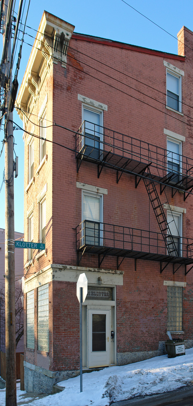 401 Klotter Ave in Cincinnati, OH - Building Photo - Building Photo