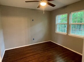 4914 Meadow Park Dr in Houston, TX - Building Photo - Building Photo