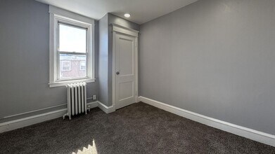 7050 Clinton Rd in Upper Darby Township, PA - Building Photo - Building Photo