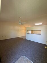 150 Cypress Dr, Unit 142 in Frankfort, KY - Foto de edificio - Building Photo