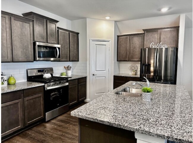 property at 711 Stampede Ln