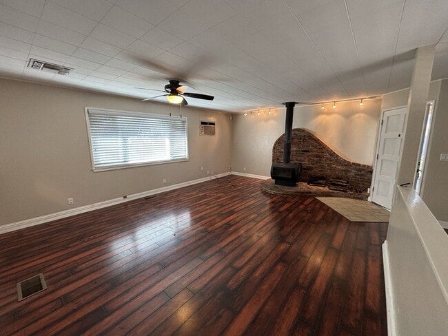 816 High St in Placerville, CA - Building Photo - Building Photo