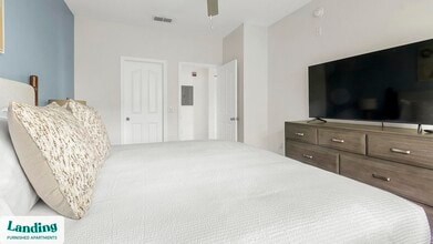 4435 Touchton Rd, Unit 1039 in Jacksonville, FL - Building Photo - Building Photo