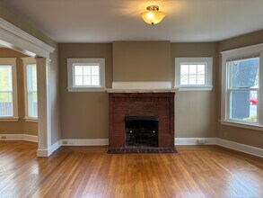 205 Alden Ave in New Haven, CT - Building Photo - Building Photo