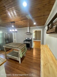 401 Dodson St photo'