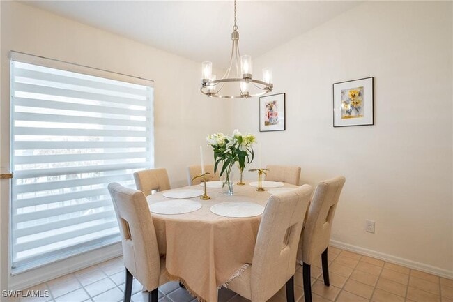 property at 815 Gulf Pavillion Dr